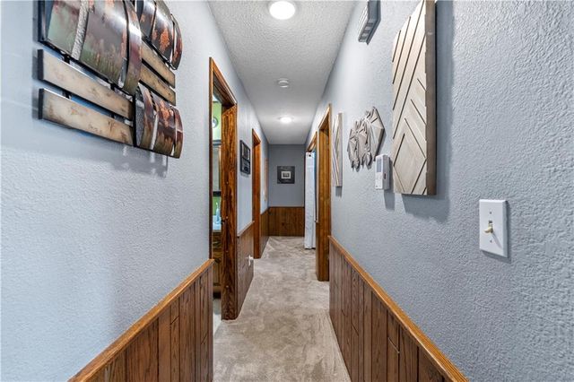 14863 E Redcoat Road, Nevada, MO 64772