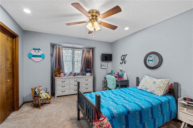 14863 E Redcoat Road, Nevada, MO 64772