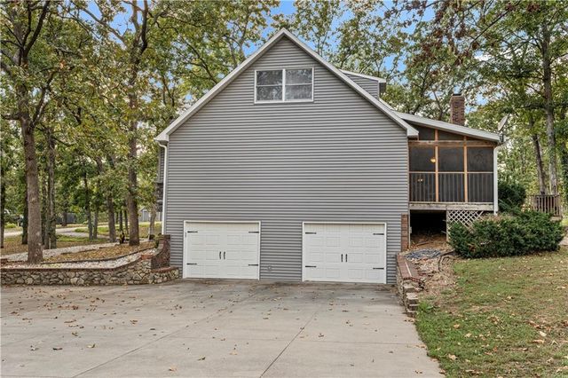 14863 E Redcoat Road, Nevada, MO 64772