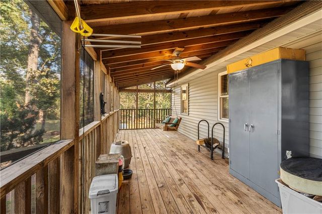 14863 E Redcoat Road, Nevada, MO 64772