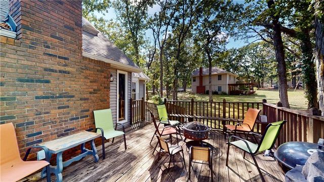 14863 E Redcoat Road, Nevada, MO 64772