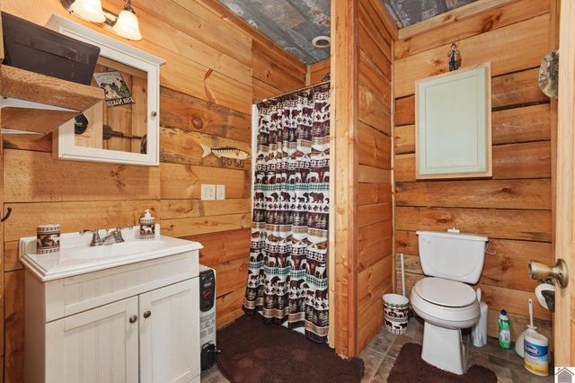 75 William Curnel Rd, Marion, KY 42064