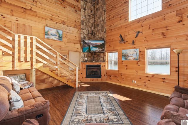 75 William Curnel Rd, Marion, KY 42064