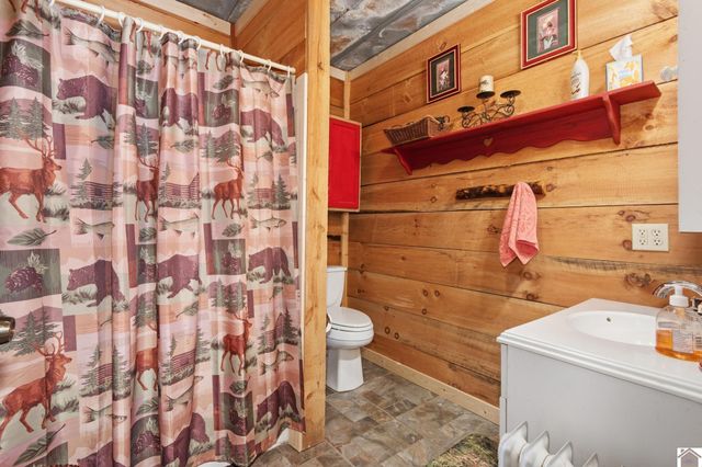 75 William Curnel Rd, Marion, KY 42064