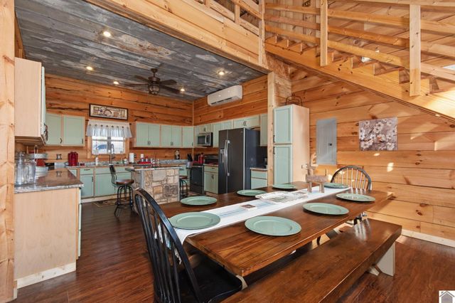 75 William Curnel Rd, Marion, KY 42064