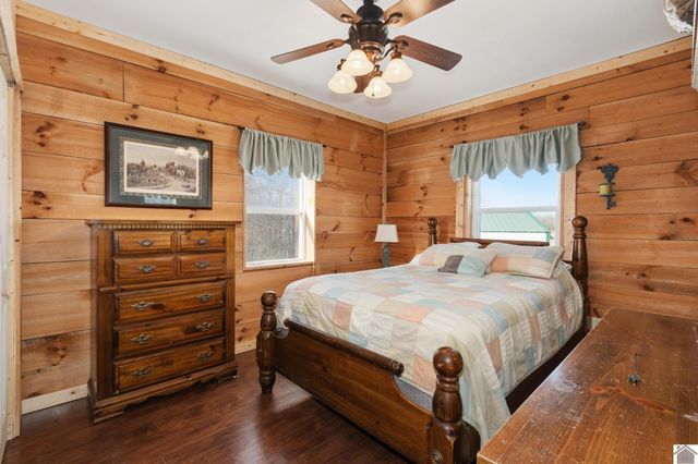 75 William Curnel Rd, Marion, KY 42064