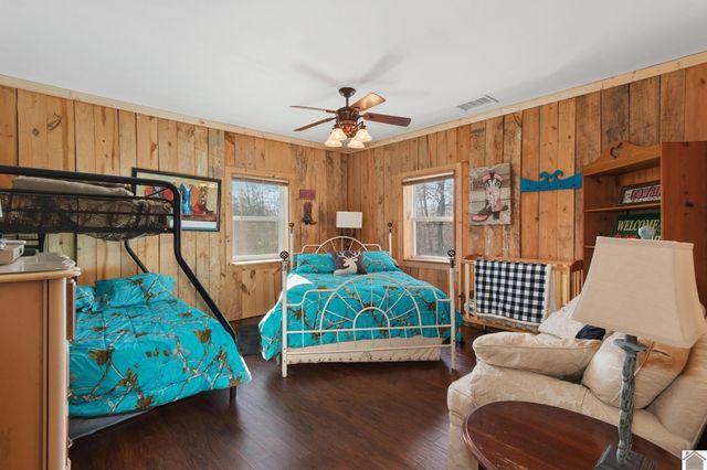 75 William Curnel Rd, Marion, KY 42064