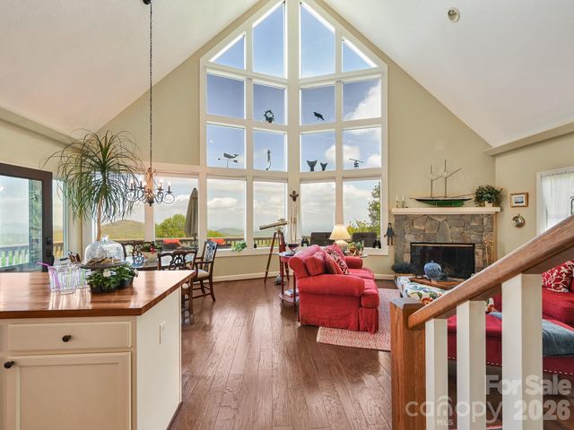 107 Fawns Rest None, Black Mountain, NC 28711