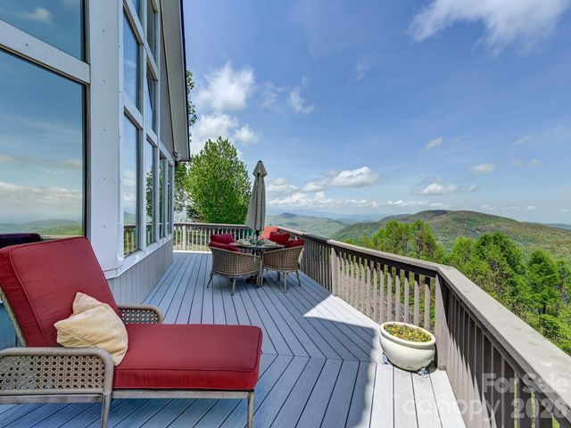 107 Fawns Rest None, Black Mountain, NC 28711