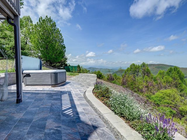 107 Fawns Rest None, Black Mountain, NC 28711