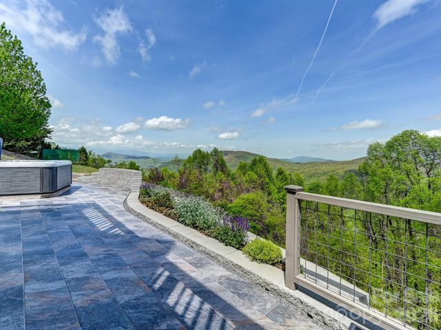 107 Fawns Rest None, Black Mountain, NC 28711