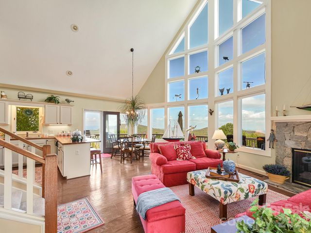 107 Fawns Rest None, Black Mountain, NC 28711