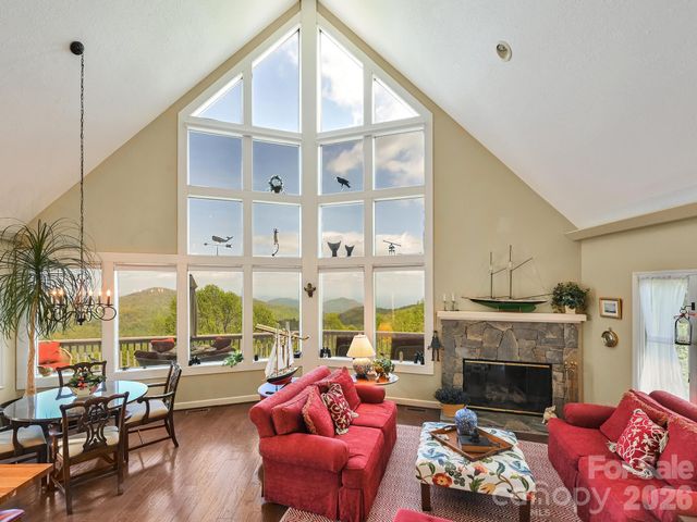 107 Fawns Rest None, Black Mountain, NC 28711