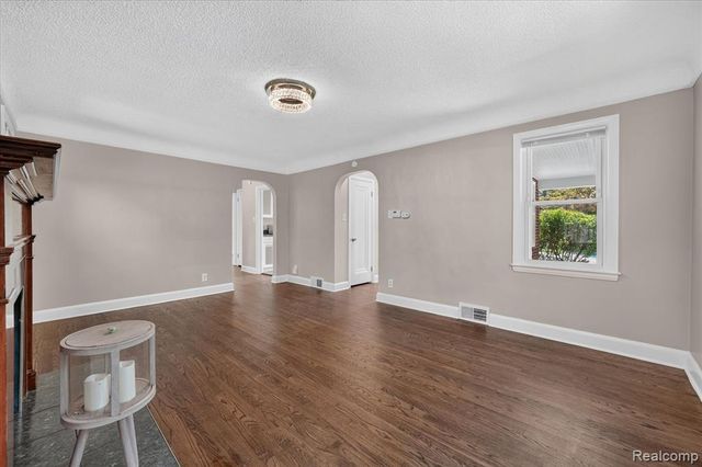 29508 Old North River Road, Harrison Twp, MI 48045