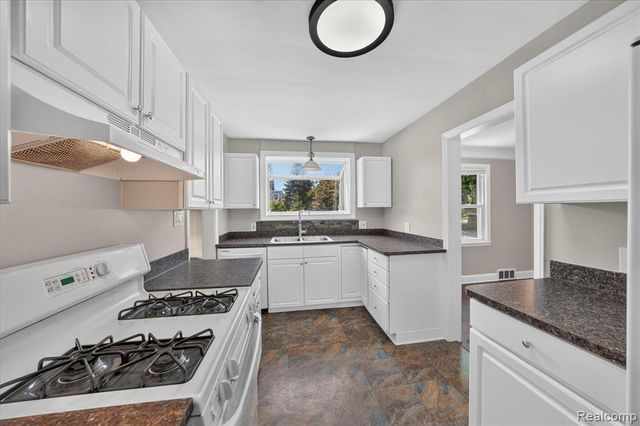 29508 Old North River Road, Harrison Twp, MI 48045