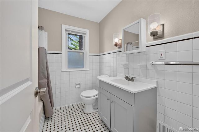 29508 Old North River Road, Harrison Twp, MI 48045