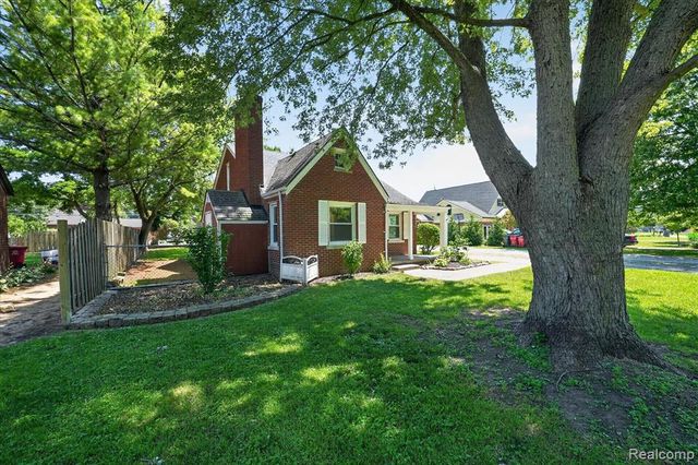 29508 Old North River Road, Harrison Twp, MI 48045
