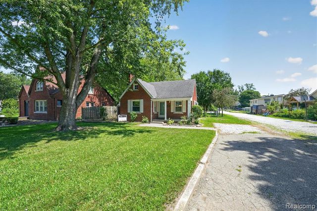 29508 Old North River Road, Harrison Twp, MI 48045