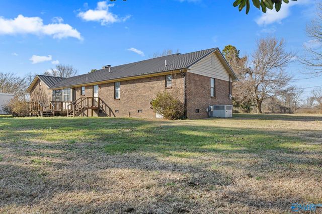 1020 Happy Hill Road, Boaz, AL 35956