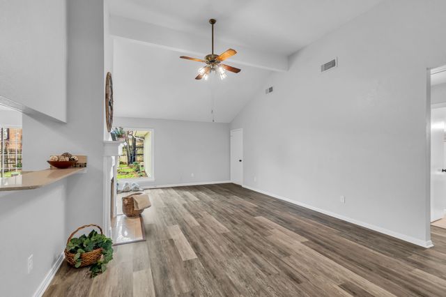 4604 Lindberg Drive, Arlington, TX 76016