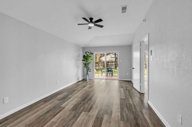 4604 Lindberg Drive, Arlington, TX 76016