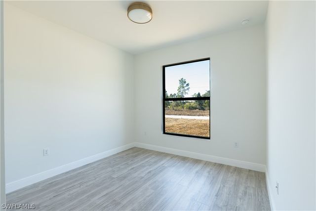 861 Bancroft AVE, Lehigh Acres, FL 33974