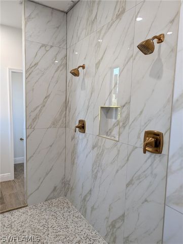 861 Bancroft AVE, Lehigh Acres, FL 33974