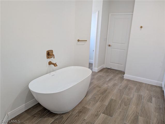 861 Bancroft AVE, Lehigh Acres, FL 33974