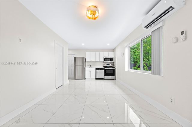 612 NW 10th Terrace C, Fort Lauderdale, FL 33311