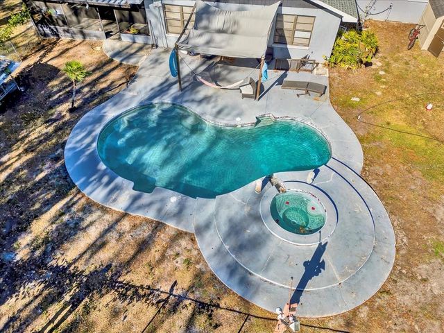 6124 LYNN ROAD, Tampa, FL 33625