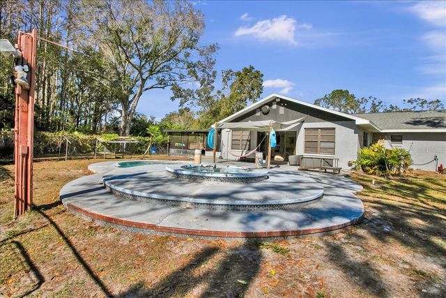 6124 LYNN ROAD, Tampa, FL 33625