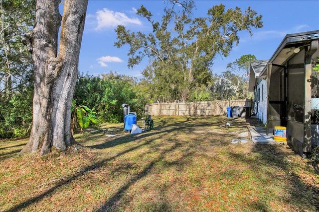 6124 LYNN ROAD, Tampa, FL 33625