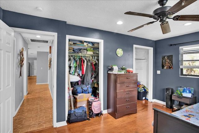 6124 LYNN ROAD, Tampa, FL 33625