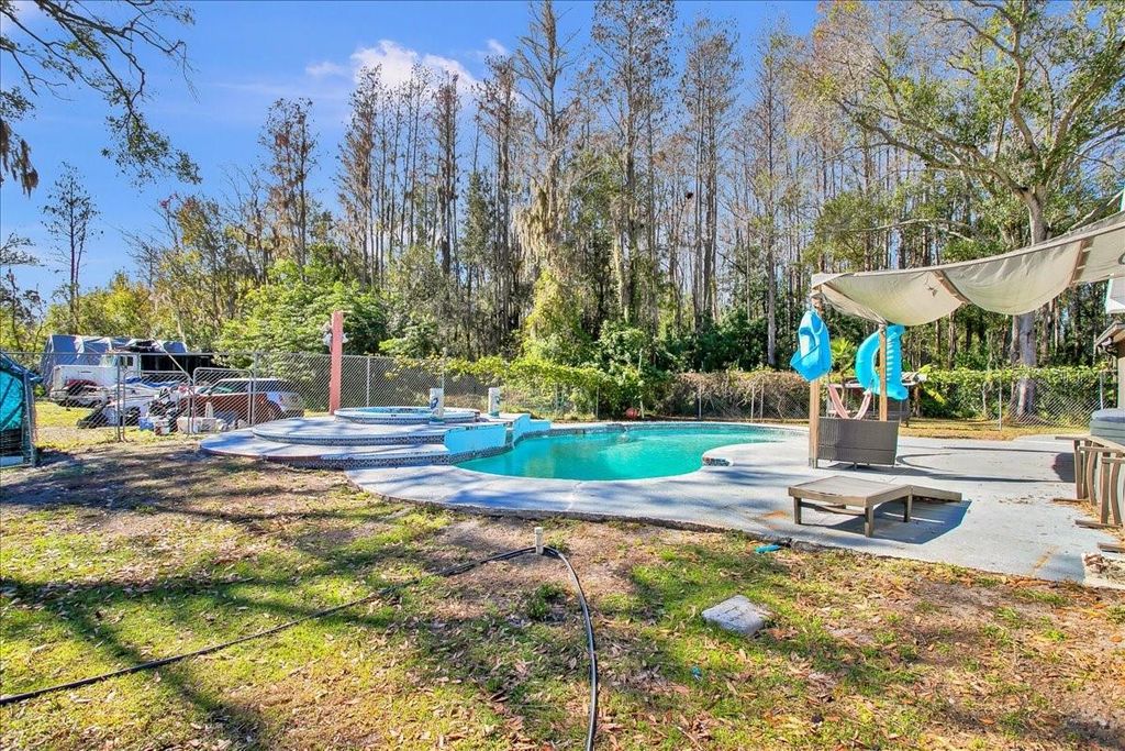 Image 26 of property listing at 6124 LYNN ROAD, Tampa, FL 33625