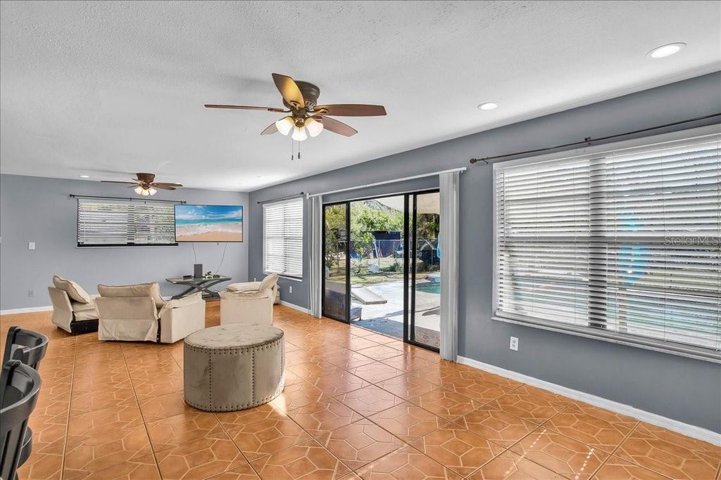 Image 51 of property listing at 6124 LYNN ROAD, Tampa, FL 33625