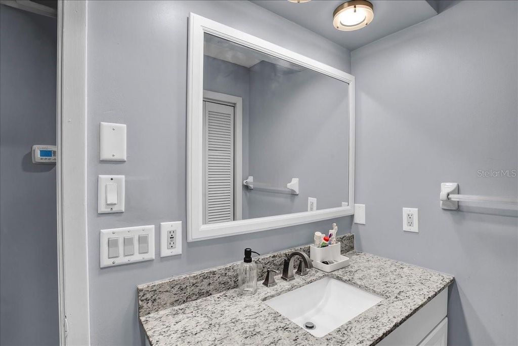 Image 71 of property listing at 6124 LYNN ROAD, Tampa, FL 33625