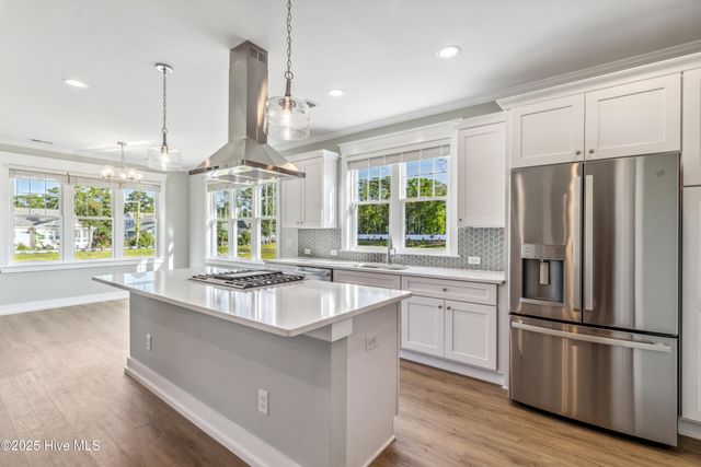 114 NE 31st Street, Oak Island, NC 28465