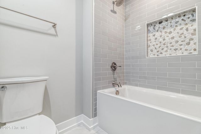 114 NE 31st Street, Oak Island, NC 28465