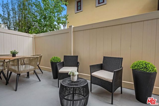 904 5th Street 1, Santa Monica, CA 90403