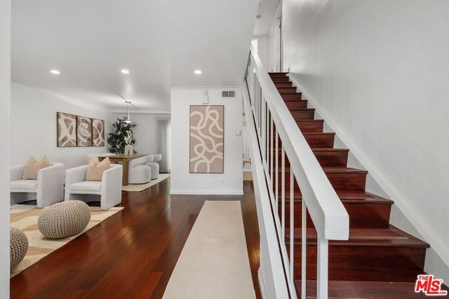904 5th Street 1, Santa Monica, CA 90403