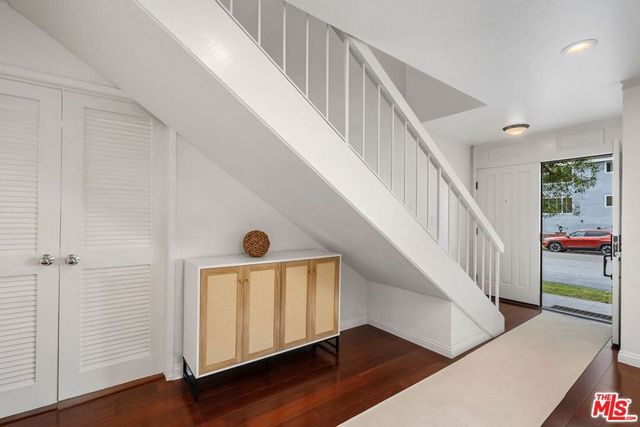 904 5th Street 1, Santa Monica, CA 90403