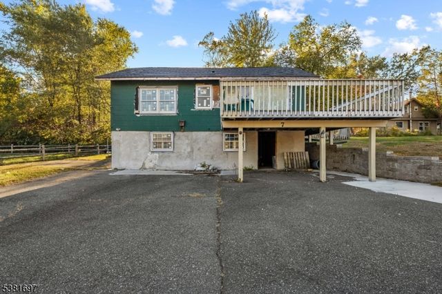 7 River Rd, Montville Twp., NJ 07045