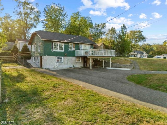 7 River Rd, Montville Twp., NJ 07045