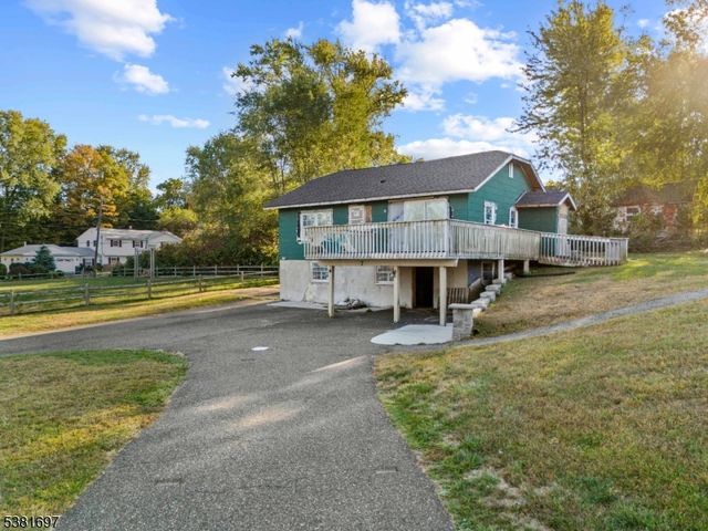 7 River Rd, Montville Twp., NJ 07045