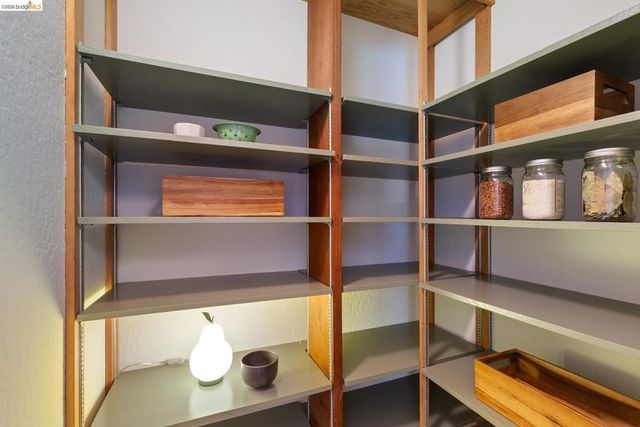 2724 Shasta Road, Berkeley, CA 94708