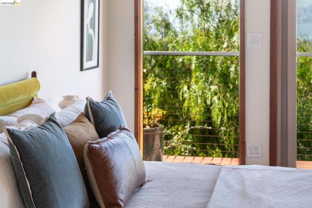 2724 Shasta Road, Berkeley, CA 94708