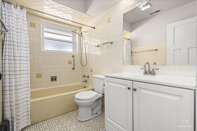 6320 W Lawrence Avenue, Chicago, IL 60630
