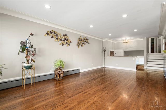 6320 W Lawrence Avenue, Chicago, IL 60630