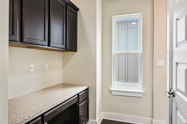 2001 Cleese DR 193C, Austin, TX 78741