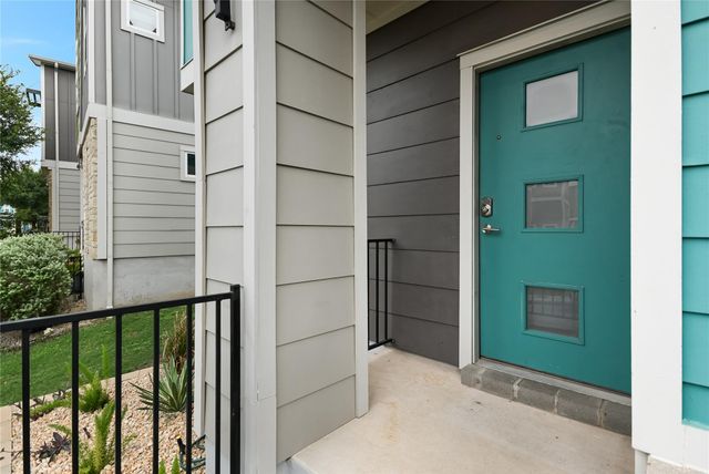 2001 Cleese DR 193C, Austin, TX 78741